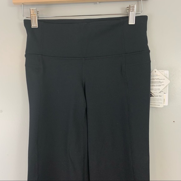 New! Athleta Power Up Capri Pants Yoga Black XS Extra Small - Picture 2 of 8